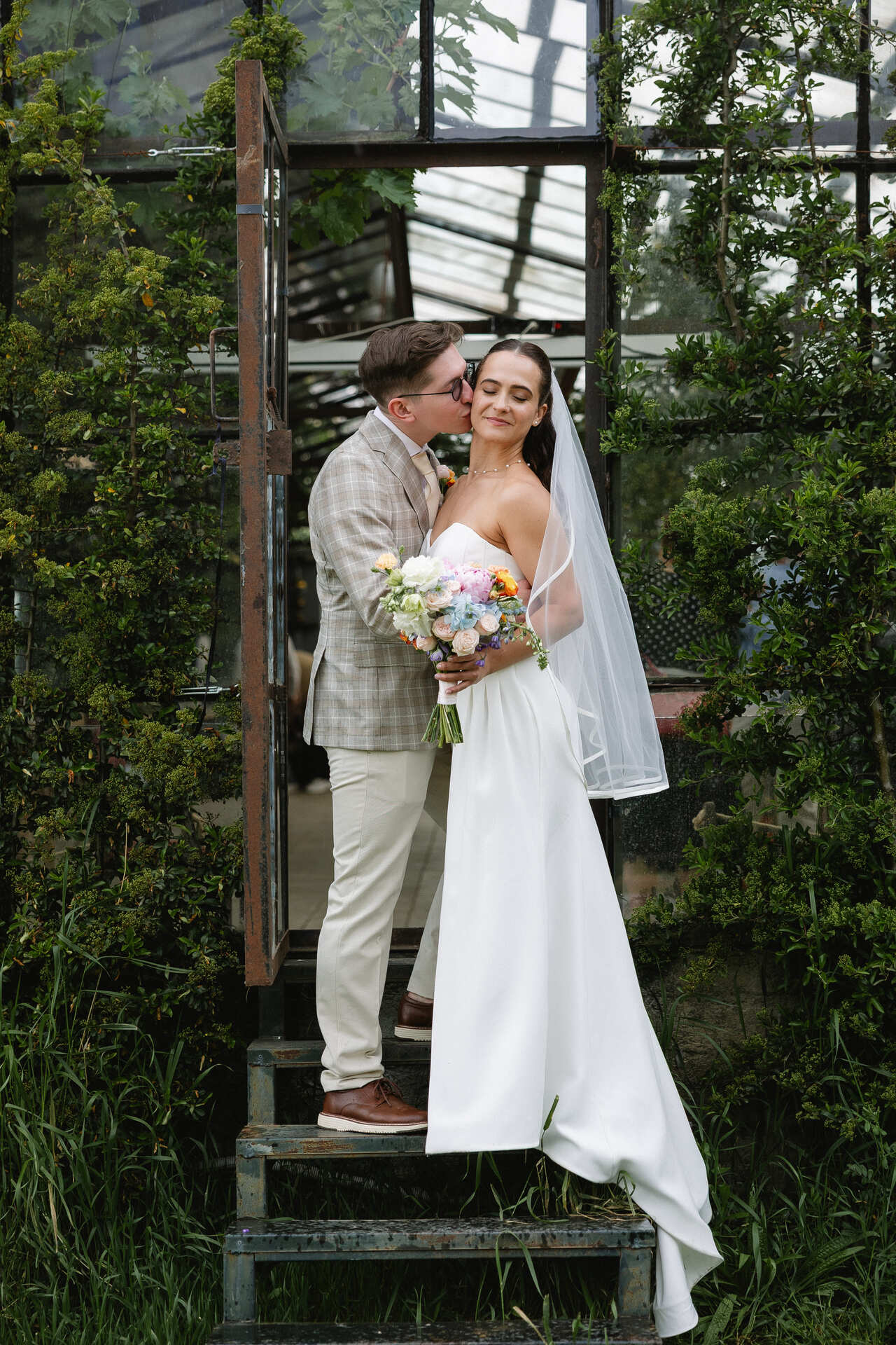 Wedding at a Vineyard Chateau in Georgia for Foreigners