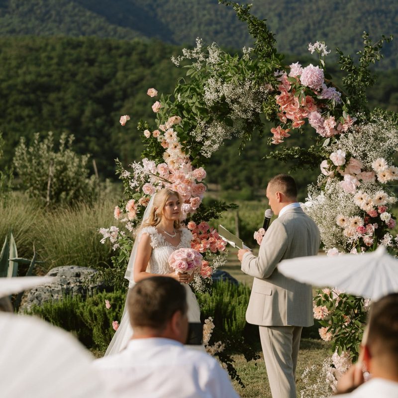 Outdoor marriage registration in Kakheti