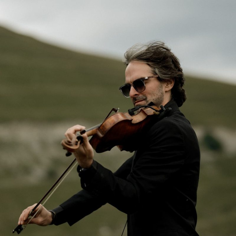 Outdoor marriage ceremony in Georgia with live music and 20 guests